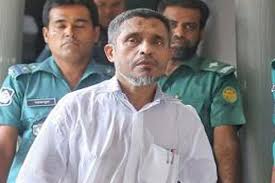 হঠাৎ অসুস্থ হয়ে হাসপাতালে বাবর